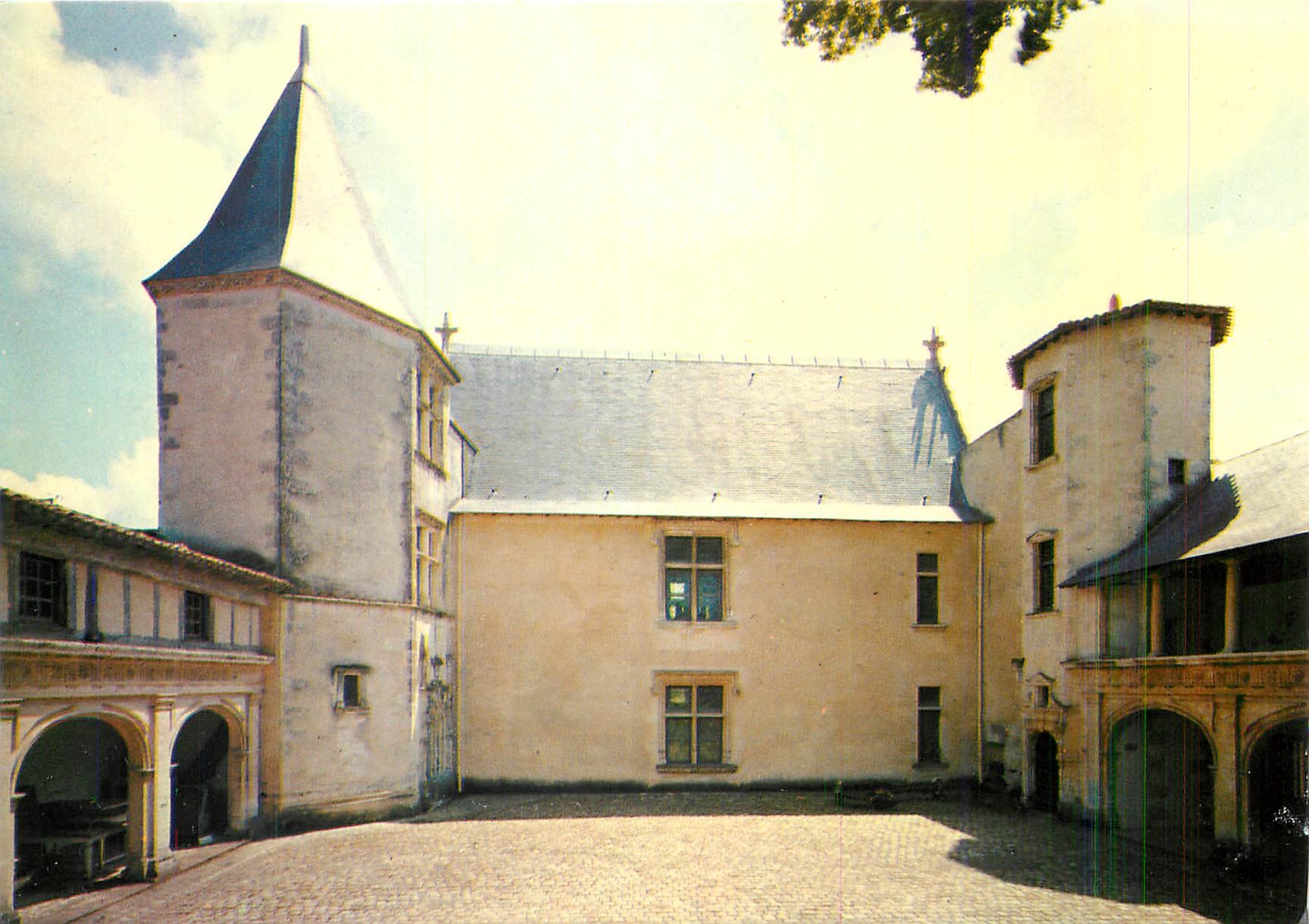 CPM Ile De Re St Martin de re Hotel de Clerjotte 