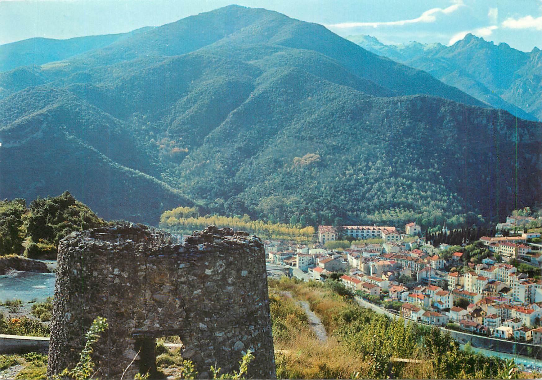CPM Amelie les Bains Perle des Pyrenees Vue generale et la Chaine des Alberes 