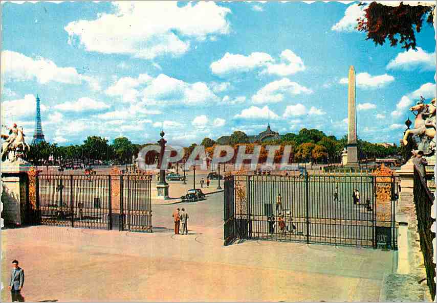 CPM Paris La Place de la Condorde 
