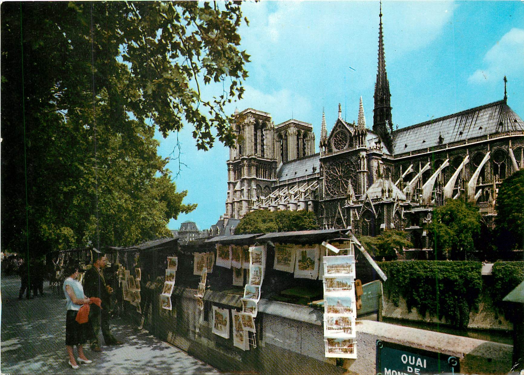 CPM Paris Notre Dame de Paris et les Bouquinistes 