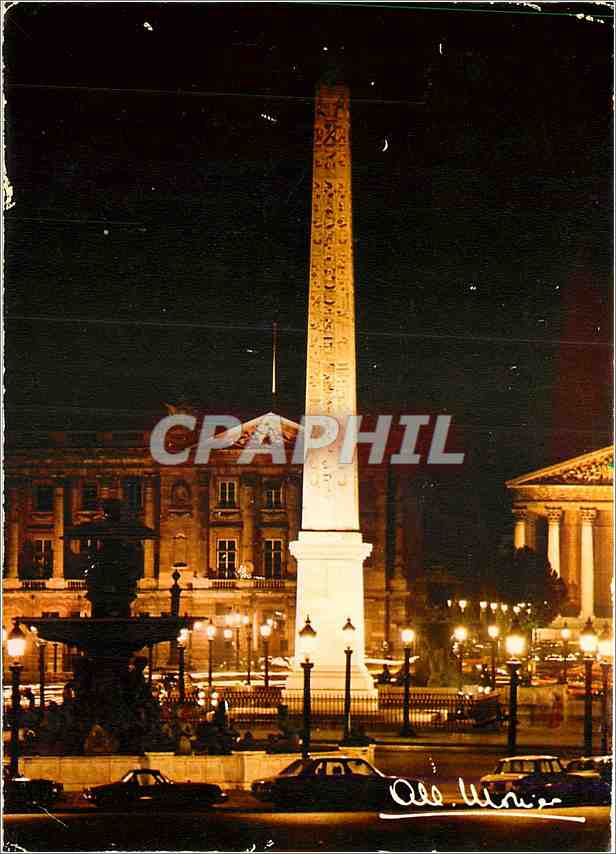 CPM Paris L'Obelisque place de la Concorde et l'Eglise de la Madeleine 