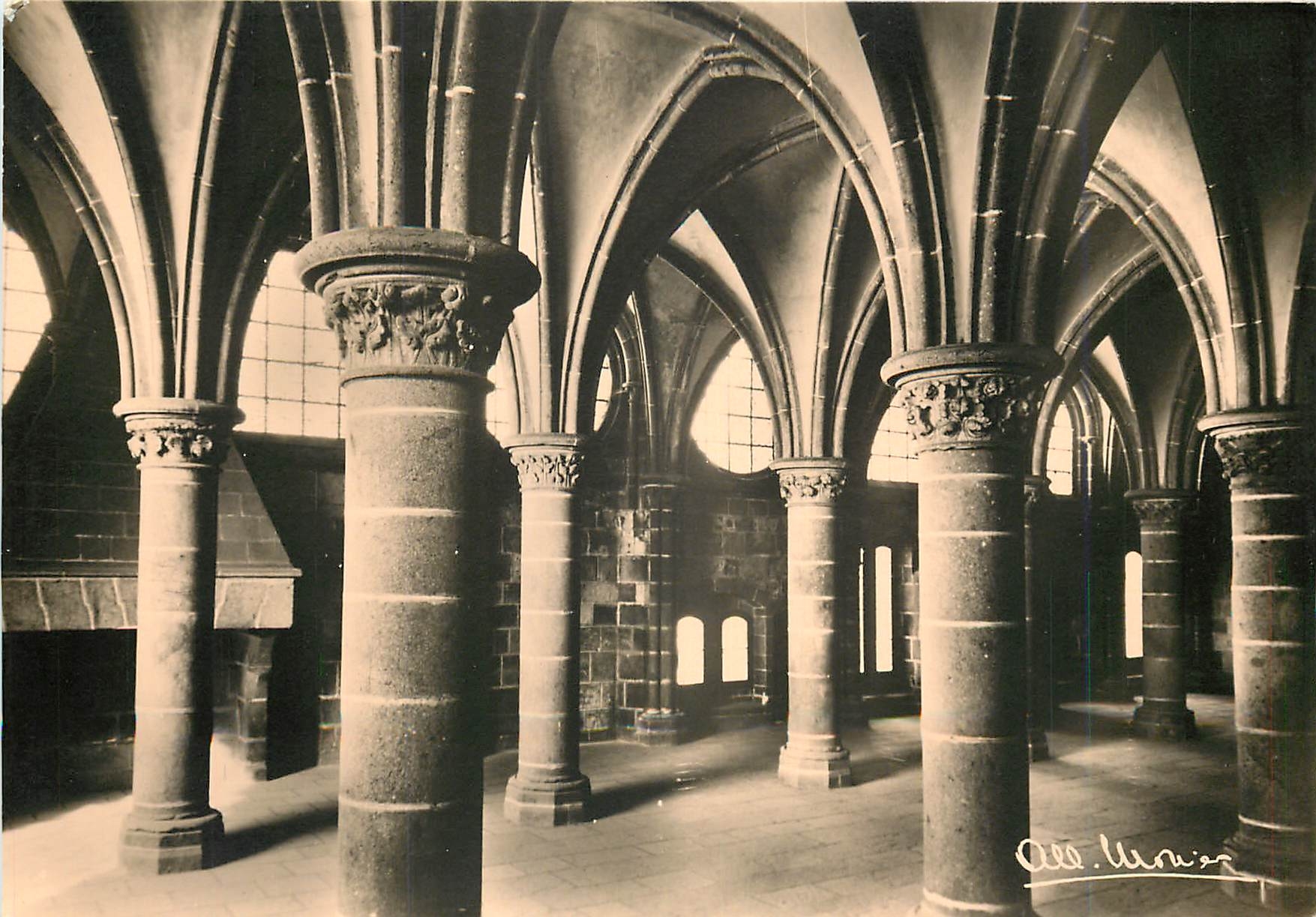 CPM Le Mont Saint Michel Manche Manche La Salle des Chevaliers 