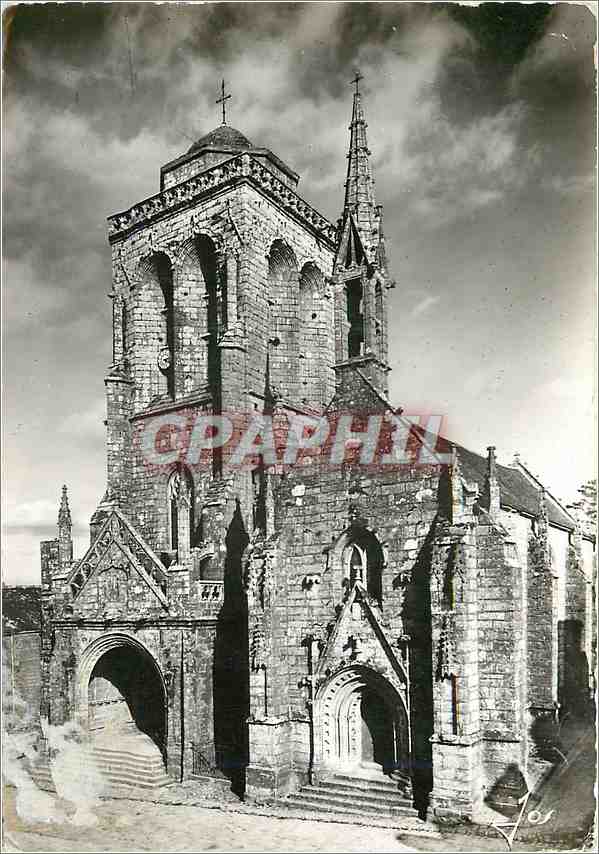 CPM Locronan Finistere Majestueuse avec sa tour imposante l'Eglise de Locronan 