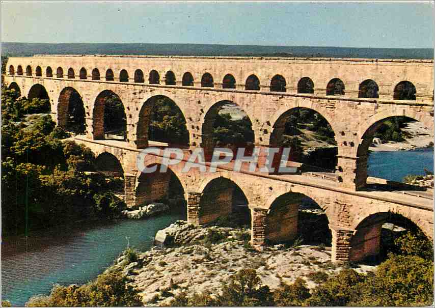 CPM Le Pont du Gard Aqueduc Romain sur l'ordre d'Agrippa pour conduire les eaux de la fontaine d'Uze