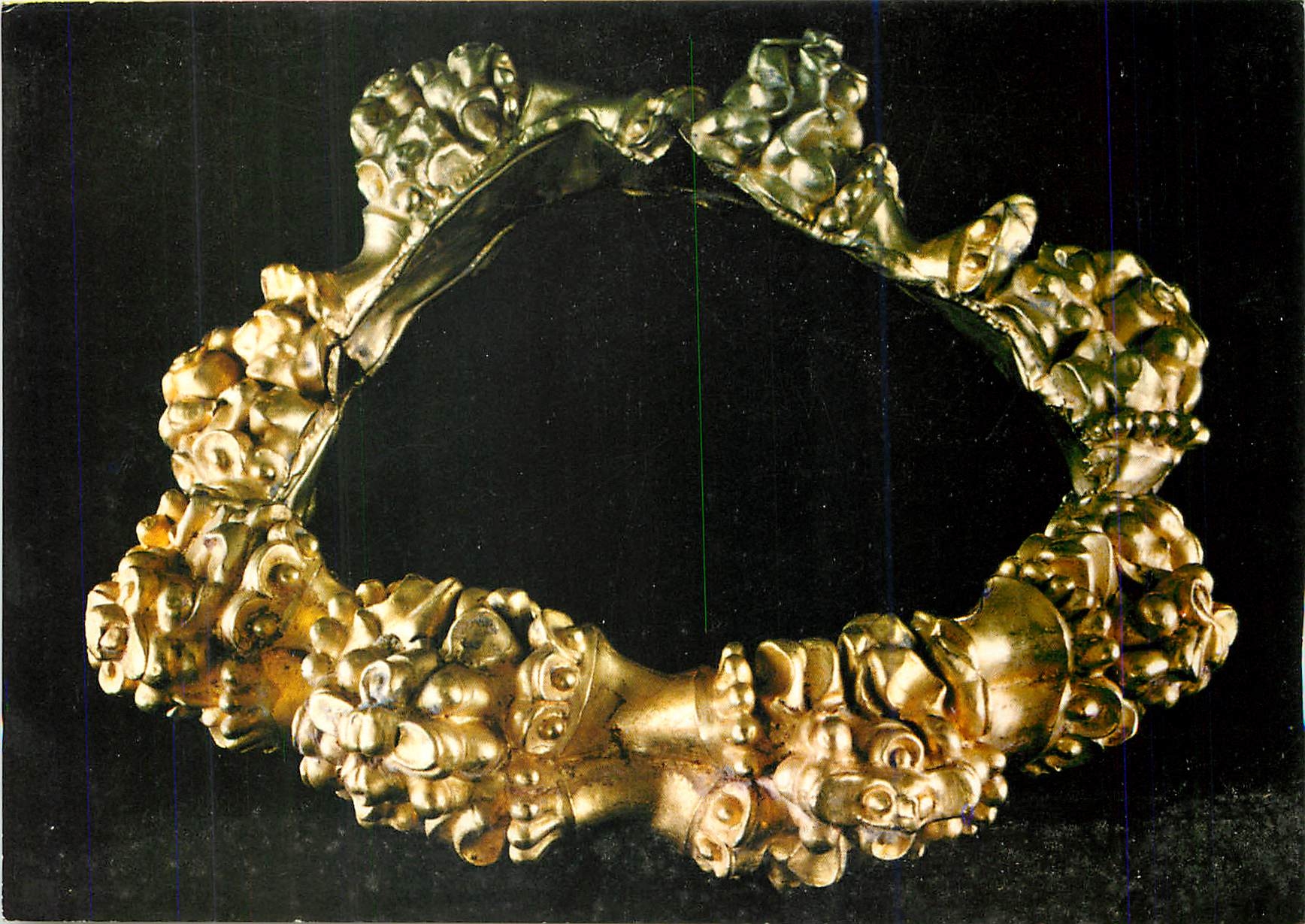 CPM Toulouse Musee Saint Raymont Bracelet gaulois en or trouve a Lasgraisses Tarn 