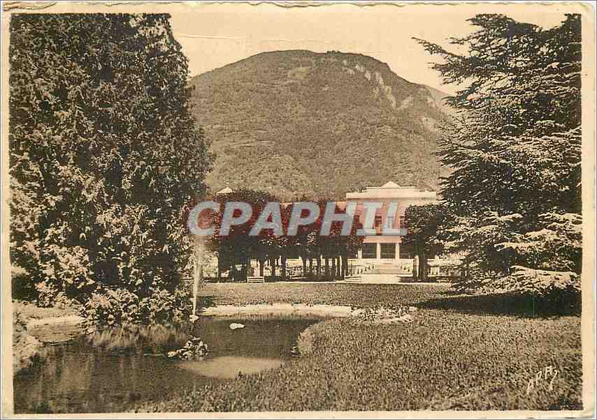 Luchon — Das Casino und der Park — Les Cartes Postales - POUX - ALBI