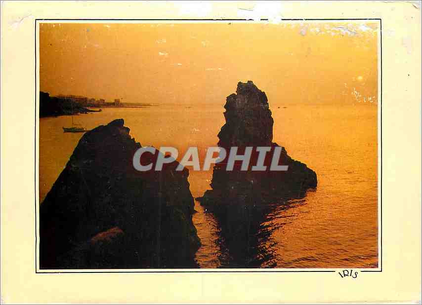 CPM Reflets du Languedoc Cap d'Agde Crepuscule sur les rochers des deux freres 