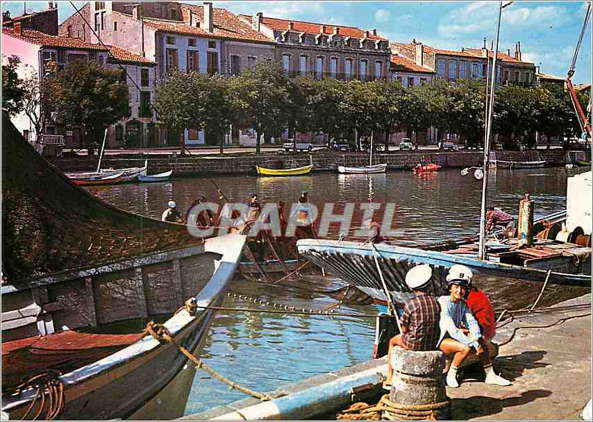 CPM Agde Herault Les quais de la Marine 