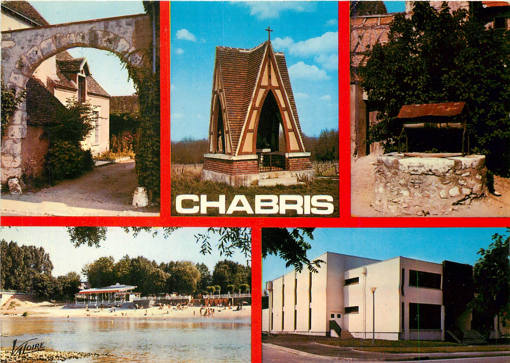 CPM Chabris Indre Un vieux porche La chapelle Saint Phallier Un vieux puits La plage sur le CHer La 
