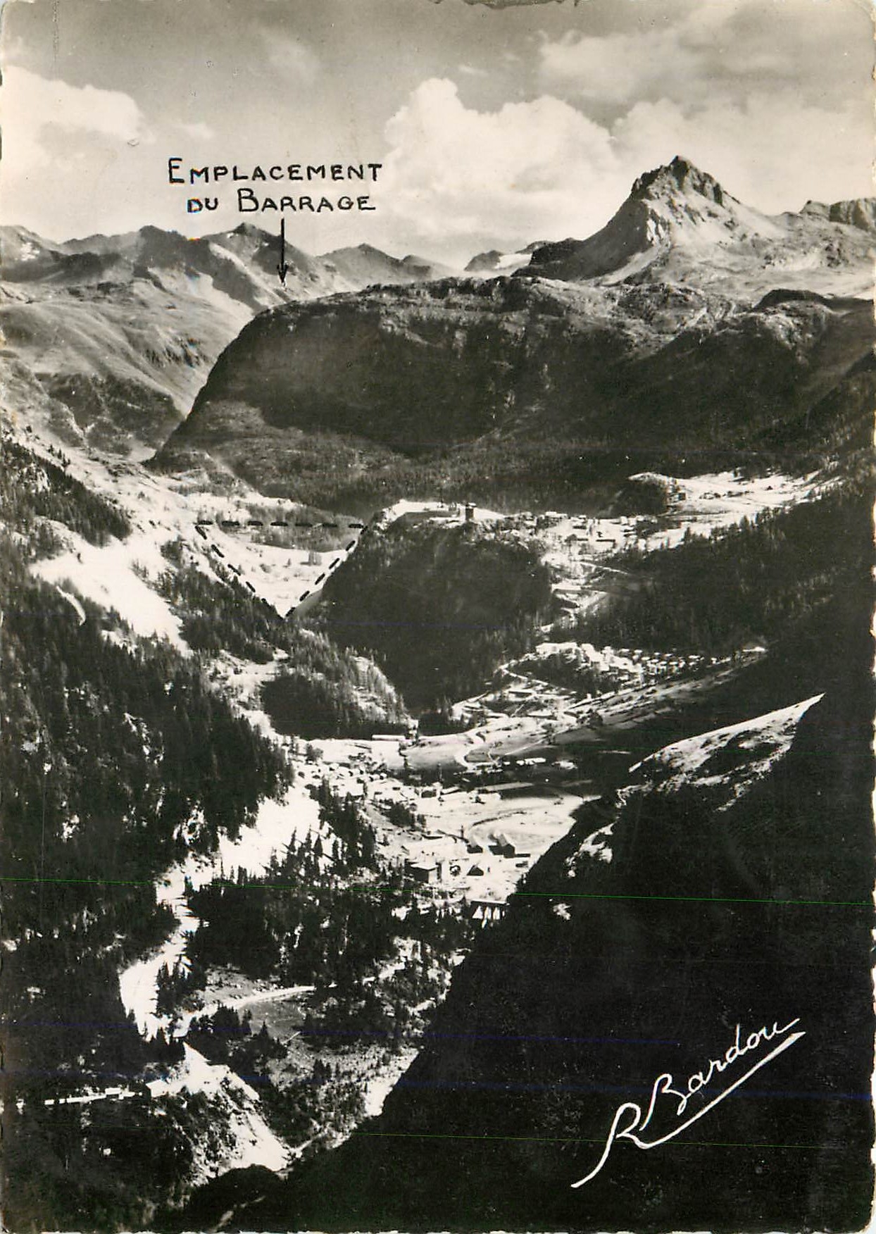 CPM La Haute Tarentaise La Vallee de l'Isere Les Brevieres Les Ruines Les Boisses 
