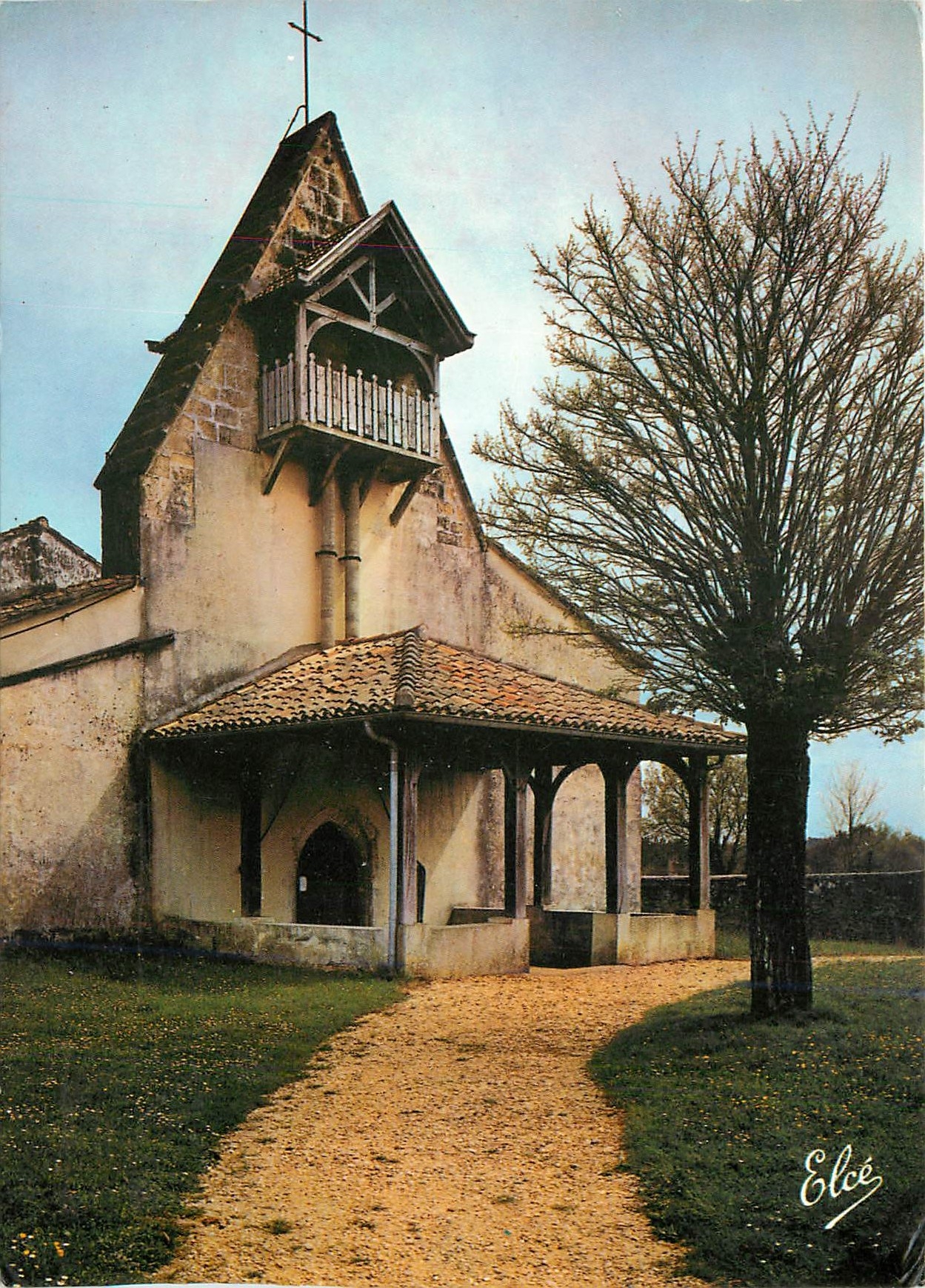 CPM La Lande Vieille eglise avec son clocher original 