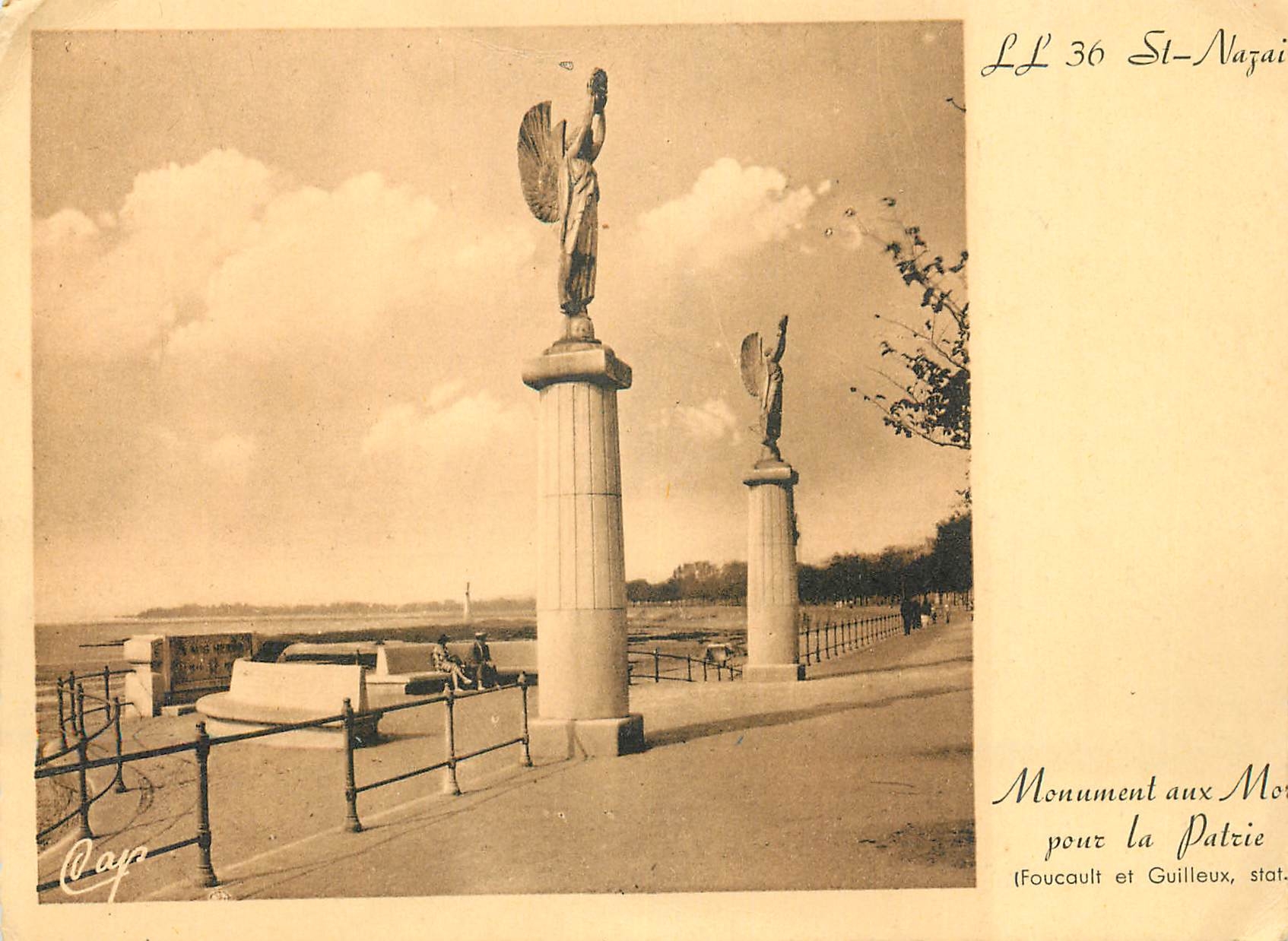 CPM St Nazaire Monument 