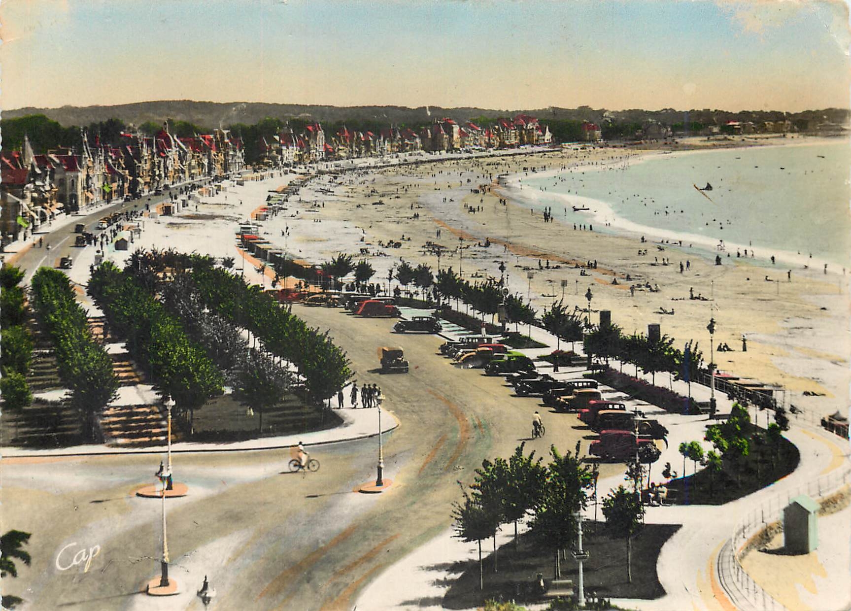 CPM La Baule Vue prise du Majestic 