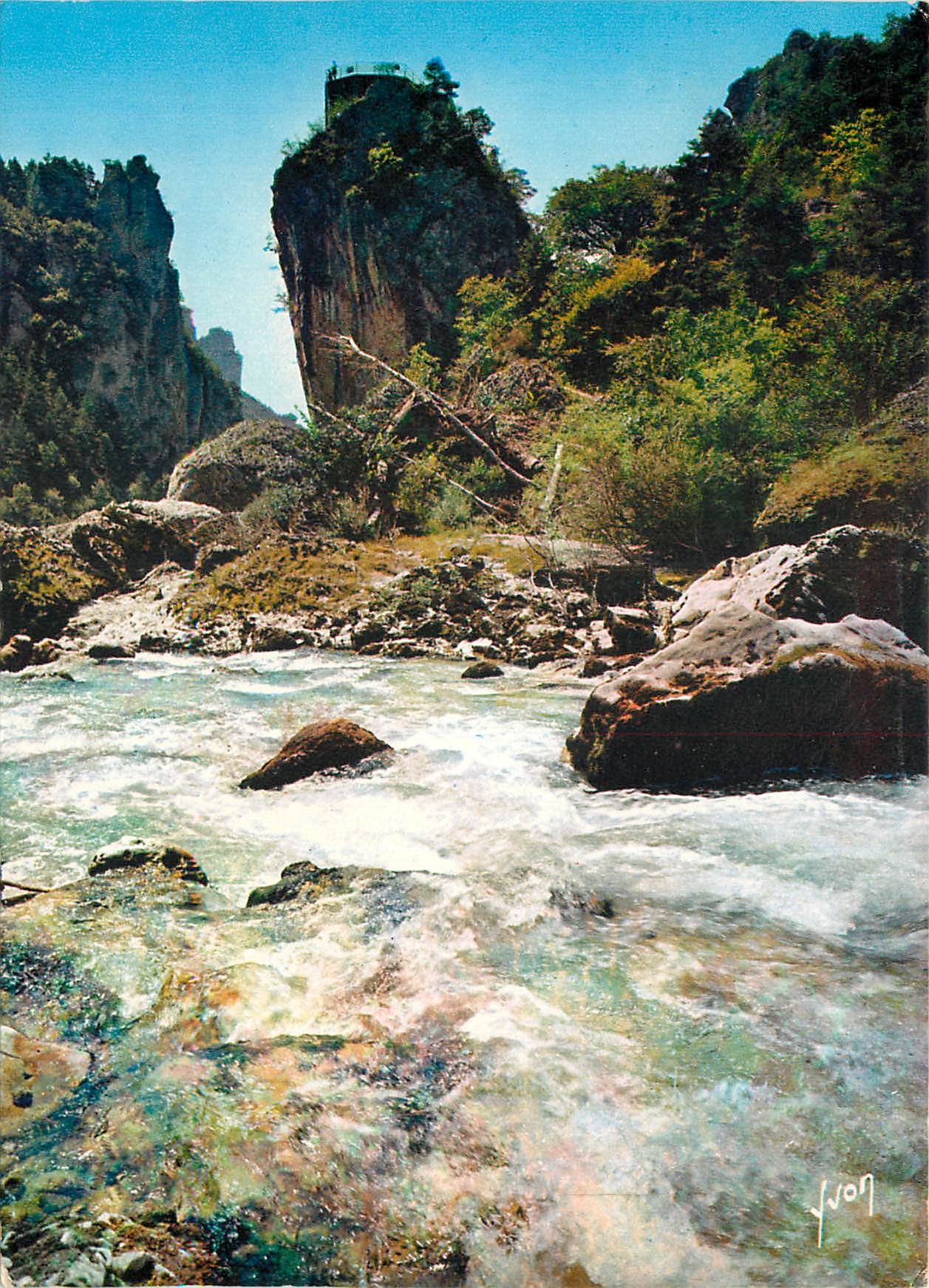 CPM Les Gorges du Tarn Lozere Le Tarn au Pas de Souci 