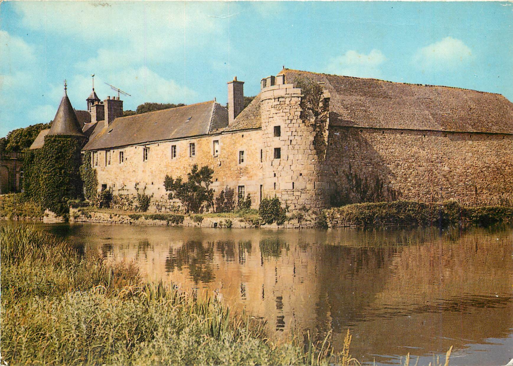 CPM Environs des Pieux Manche Flamanville Le Chateau et les Douves 