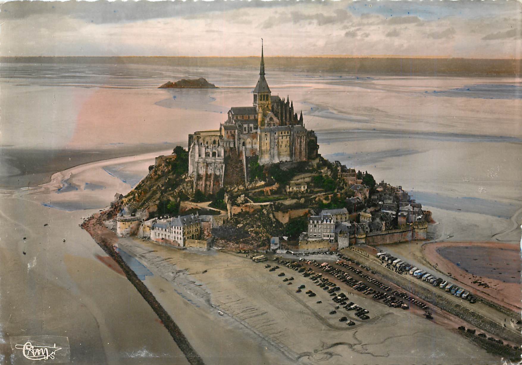Mont Saint-Michel — Vue aérienne — Éditions Combier, Imp. Mâcon