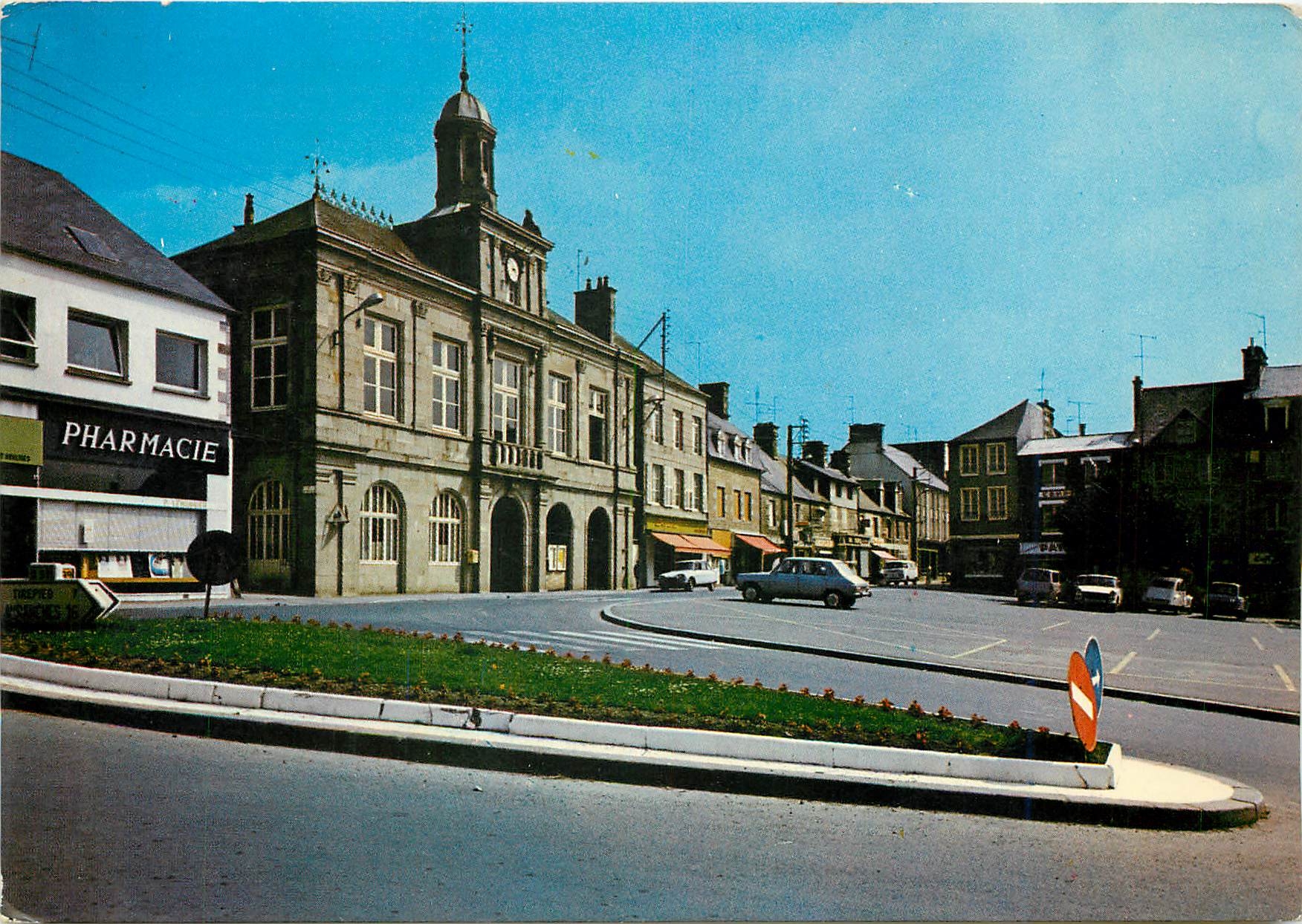 Brecy (Manche) — Place de l'Hôtel de Ville — éditeur Artaud