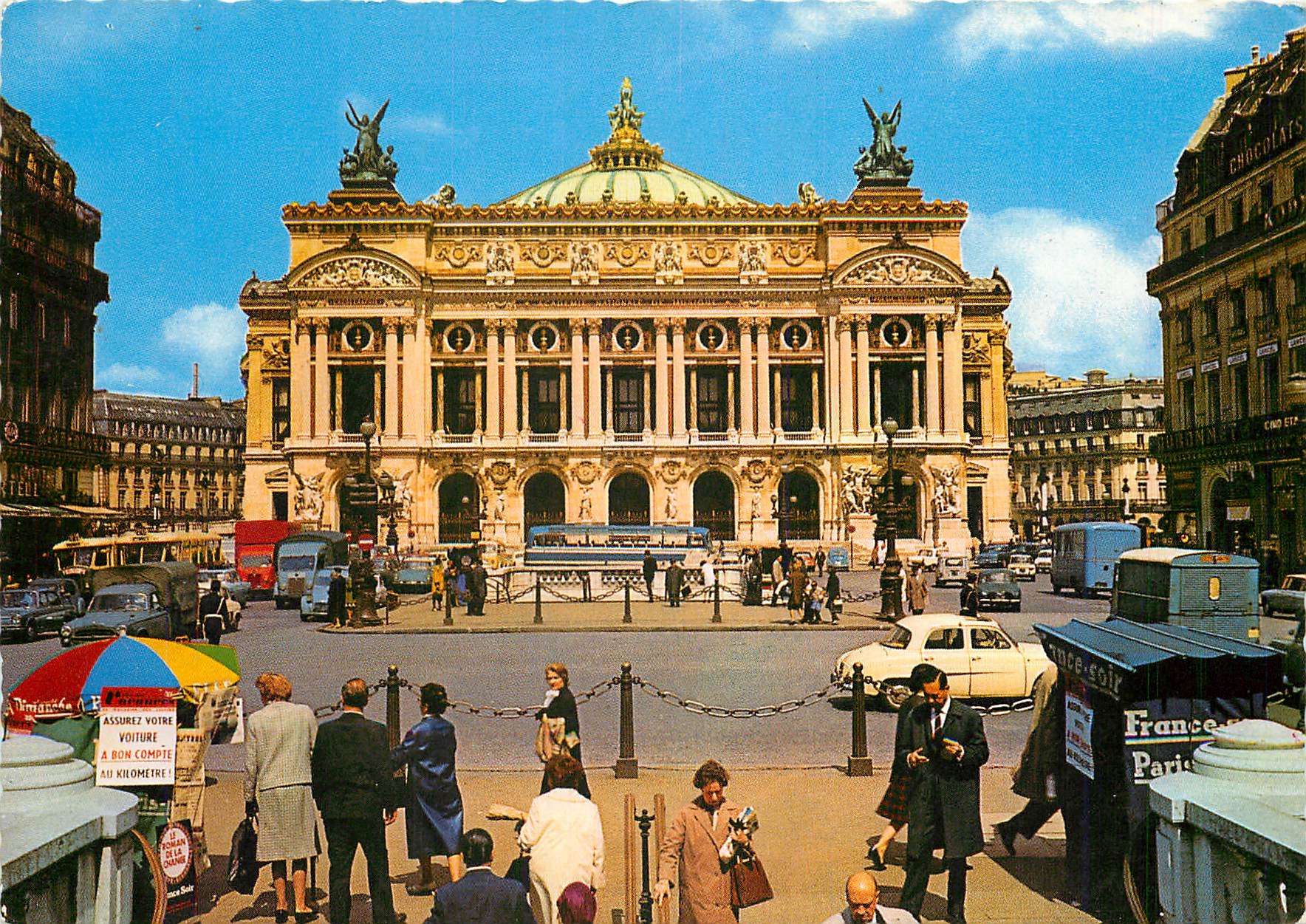 CPM Paris La Place de l'Opera 