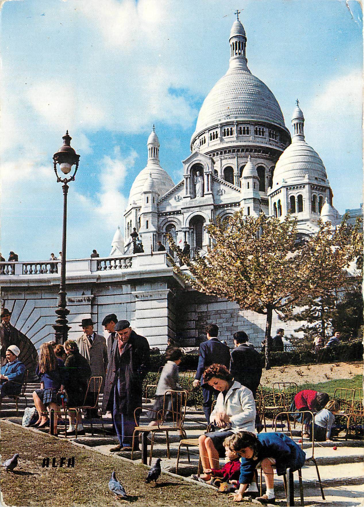 CPM Paris Le Sacre Coeur 