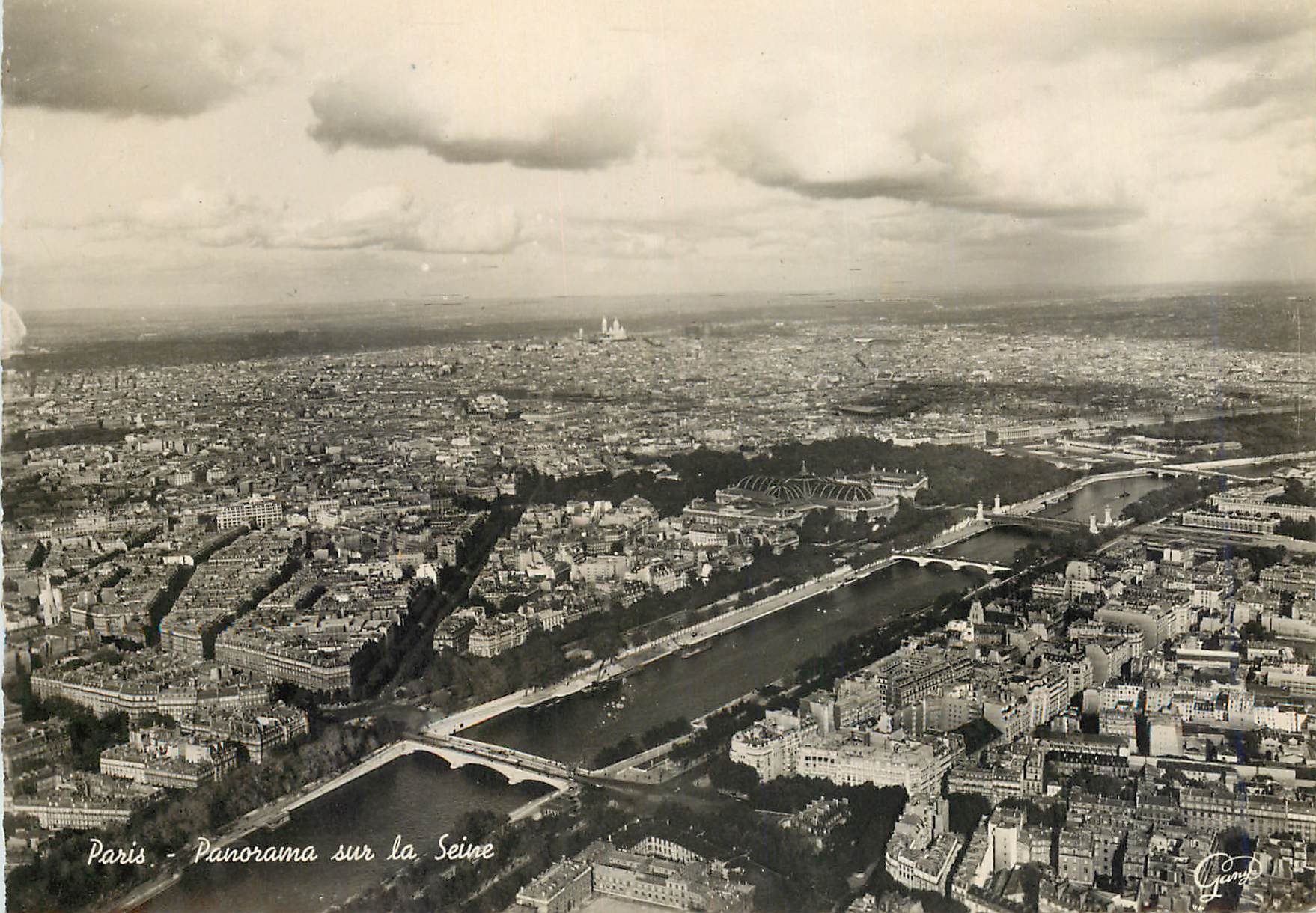 CPM Paris Panorama of the Seine 