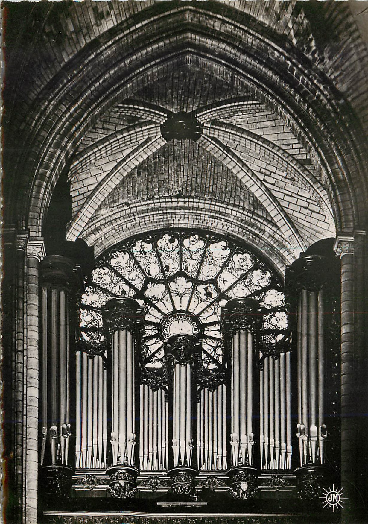 CPM Notre Dame de Paris La Rose Ouest 