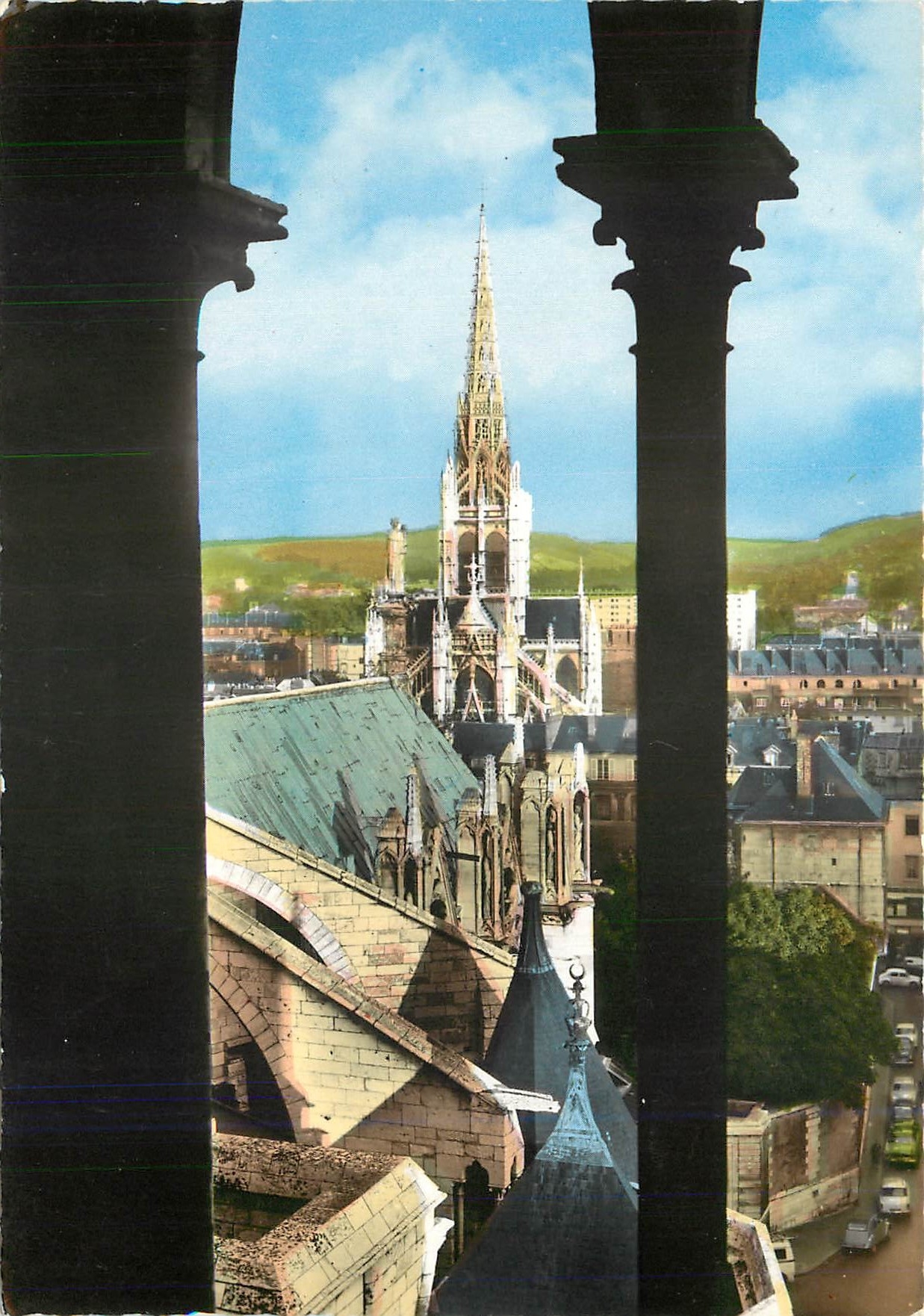 CPM Rouen Seine Maritime Vue de la cathedrale l'eglise Saint Maclou 