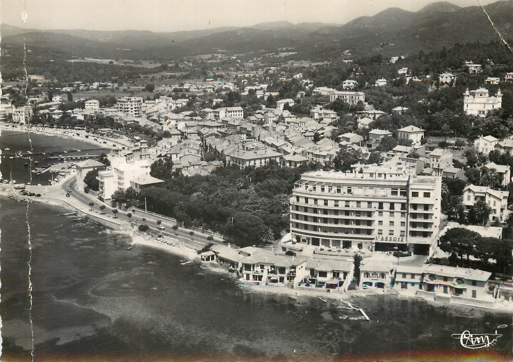 CPM Cote d'Azur Ste Maxime Var Vue generale aerienne 