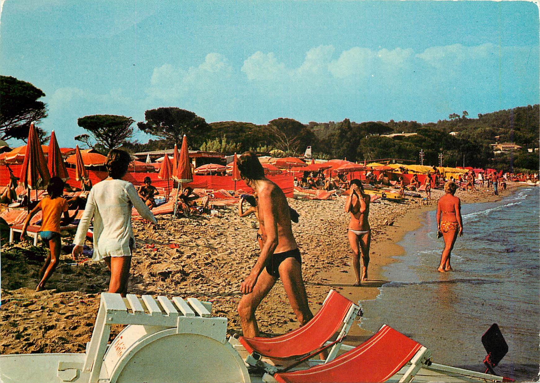 CPM La Cote d'Azur Saint Tropez Tahiti Plage 