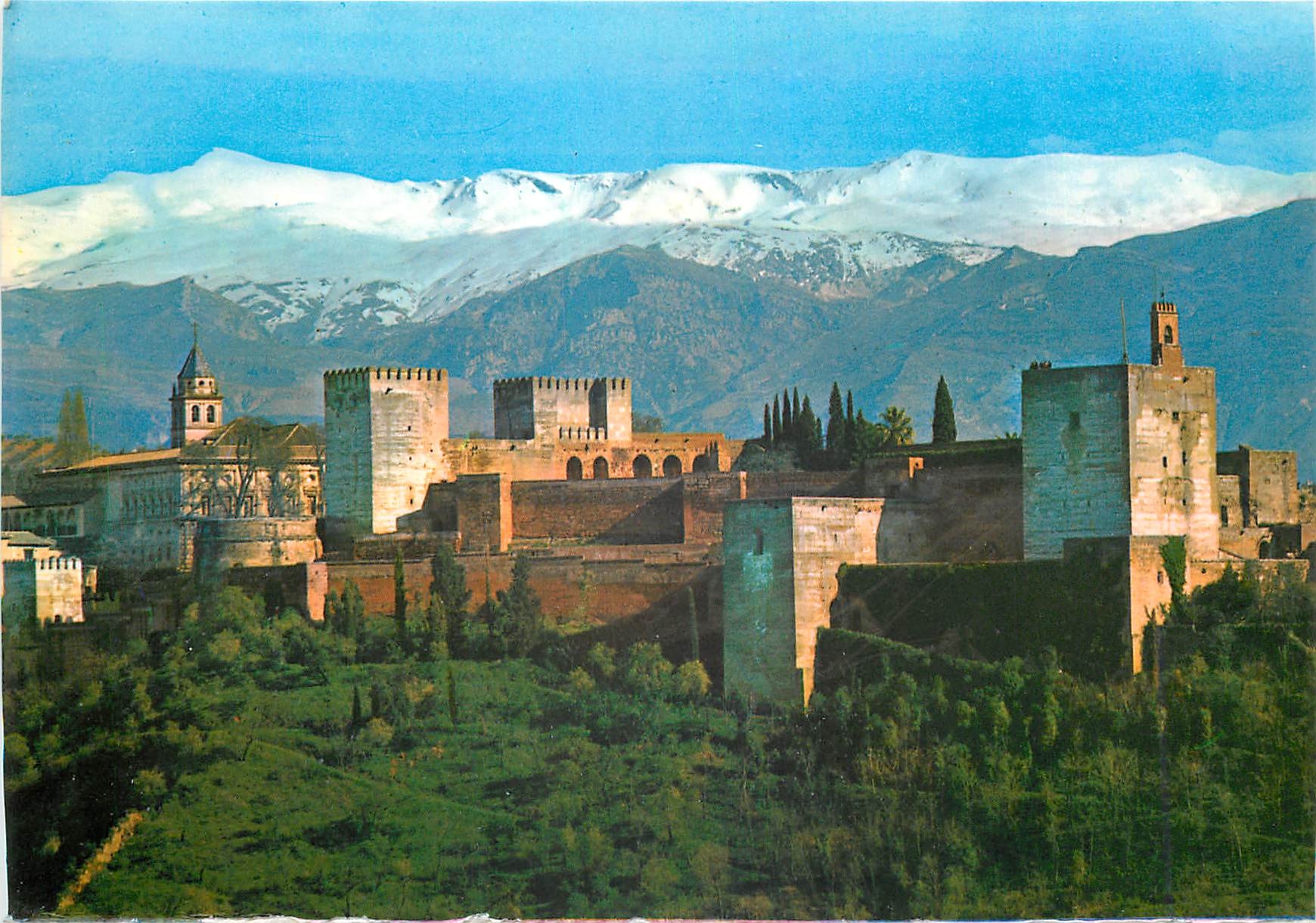 CPM Granada Vue de l'Alhambra et Sierra Nevada 