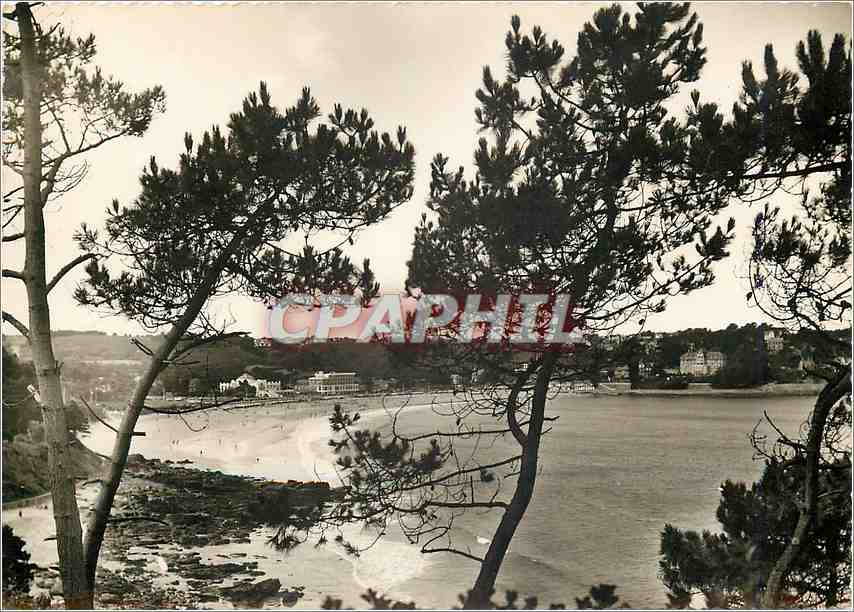 CPM Perros Guirec C du N La Plage de Trestraou 