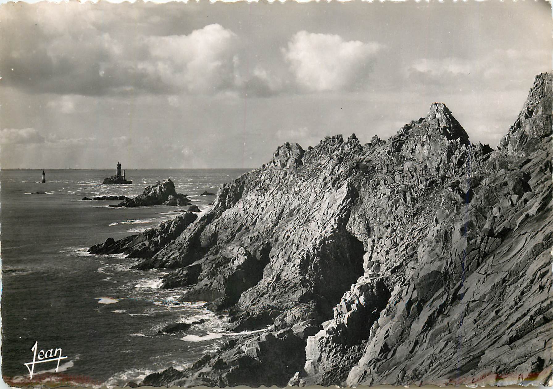 CPM Pointe du Raz et le phare de la Vieille Finistere 