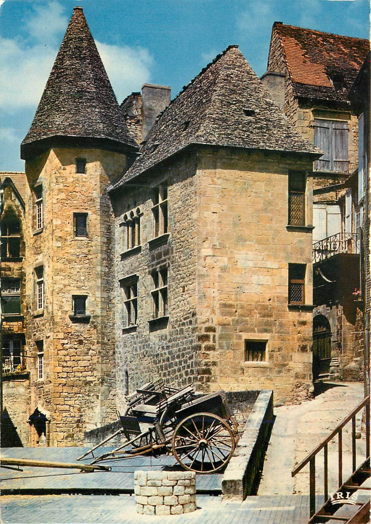 Sarlats-en-Périgord — La rue Magnana — Éditions Modernes « Théolène », Limoges