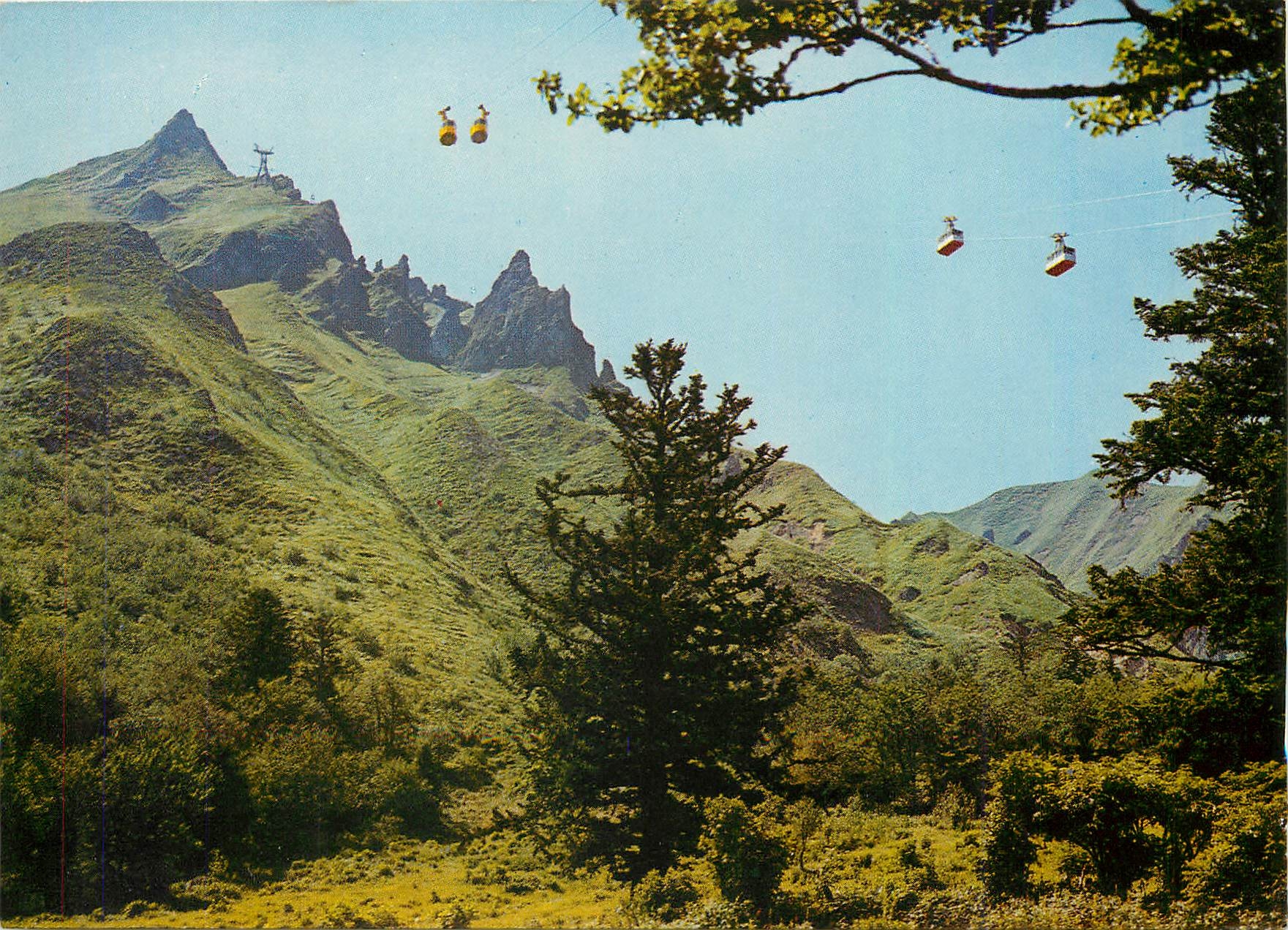 CPM Le Puy de Sancy et ses teleferiques