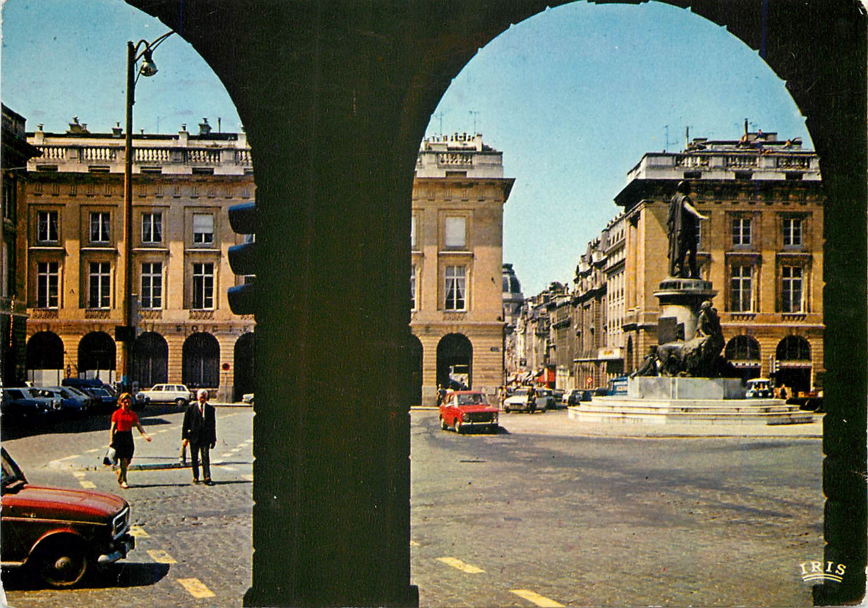 CPM Reims Marne La Place Royale 