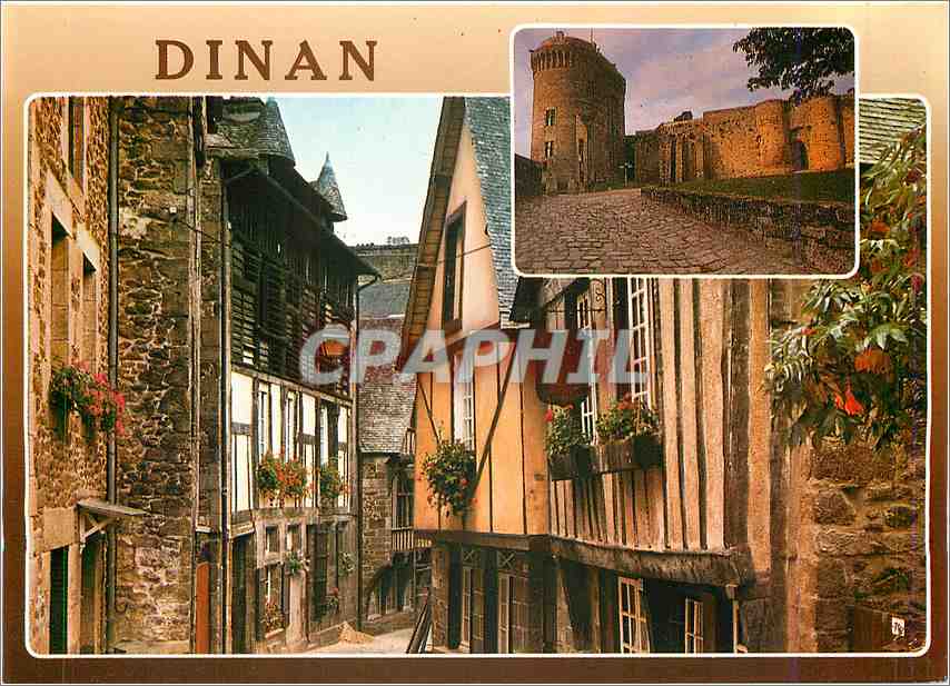 CPM Dinan La rue de Jerzual et le chateau 