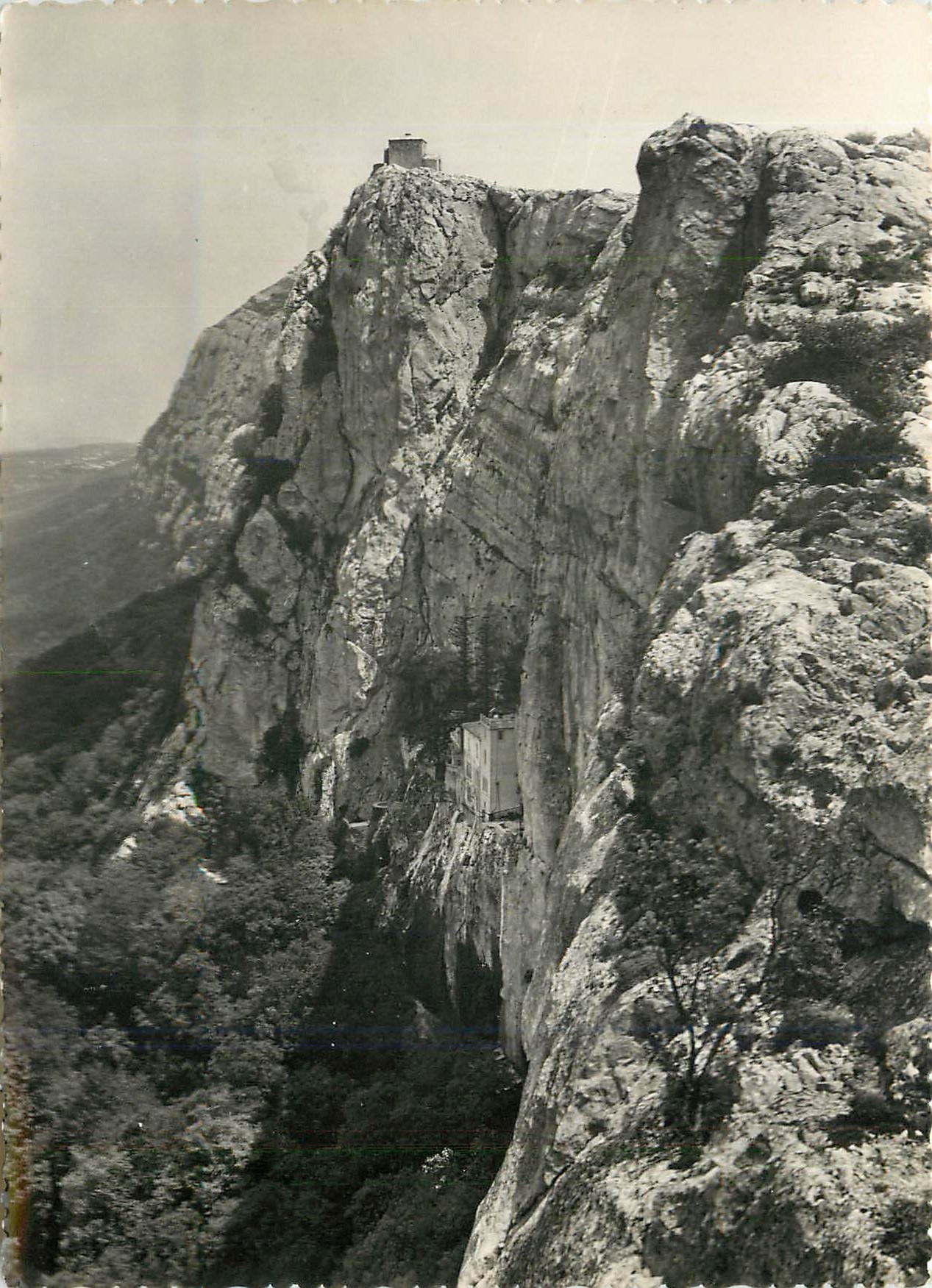 CPM La Sainte Baume Var La Grotte et le Saint Pilon 