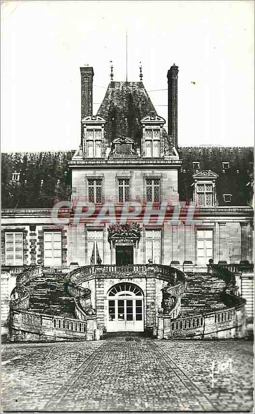 Fontainebleau (S.&M.) — Das Schloss : Treppenhaus des Pferdefernsehers — Éditions d'Art, rue Martel, Paris