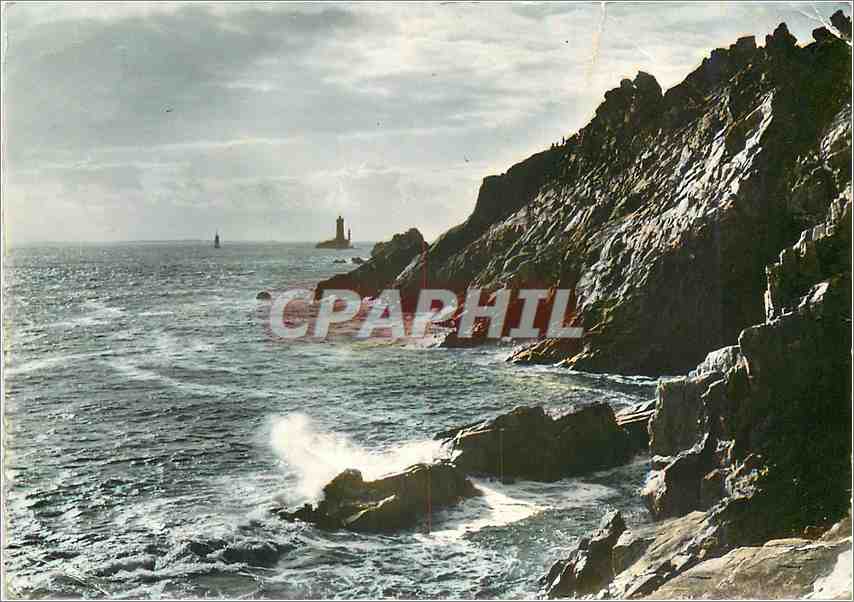 CPM Contre jour sur la Pointe du Raz Site sauvage et grandiose au dessus d'une mer toujours agitee e