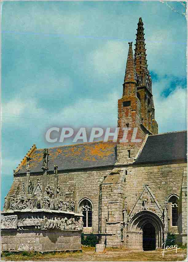 CPM La Bretagne Chapelle Notre Dame de Tronoen et Calvaire 