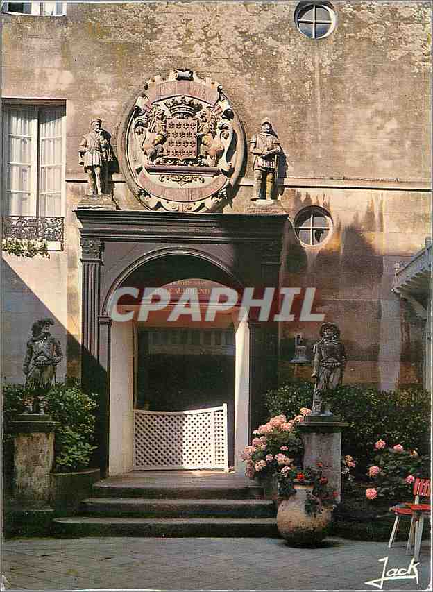 CPM Saint Malo Cite Corsaire La maison natale de Chateaubriand 