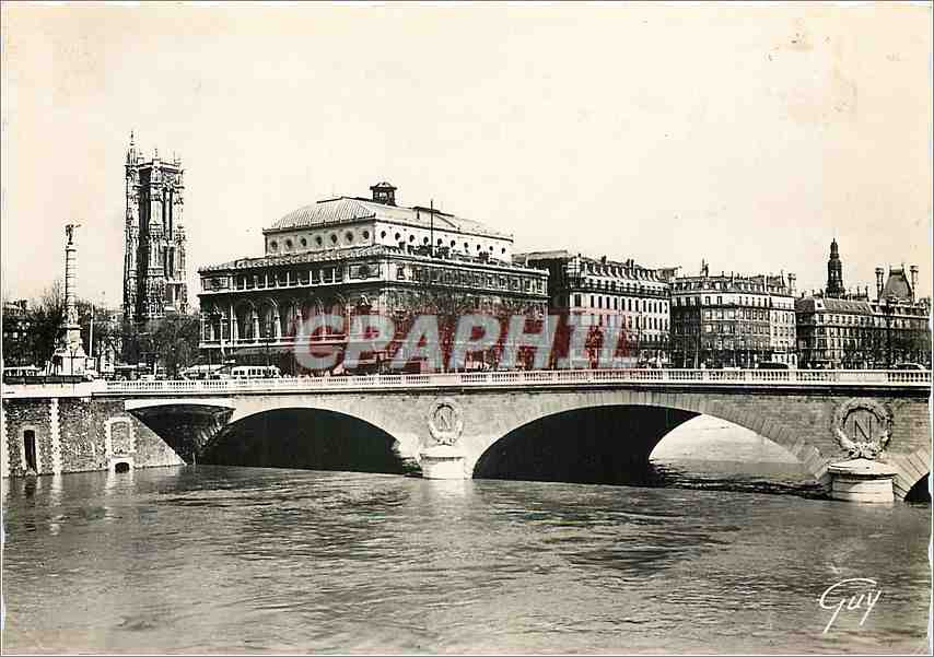 CPM Paris Le pont au Change la place du Chatelet 