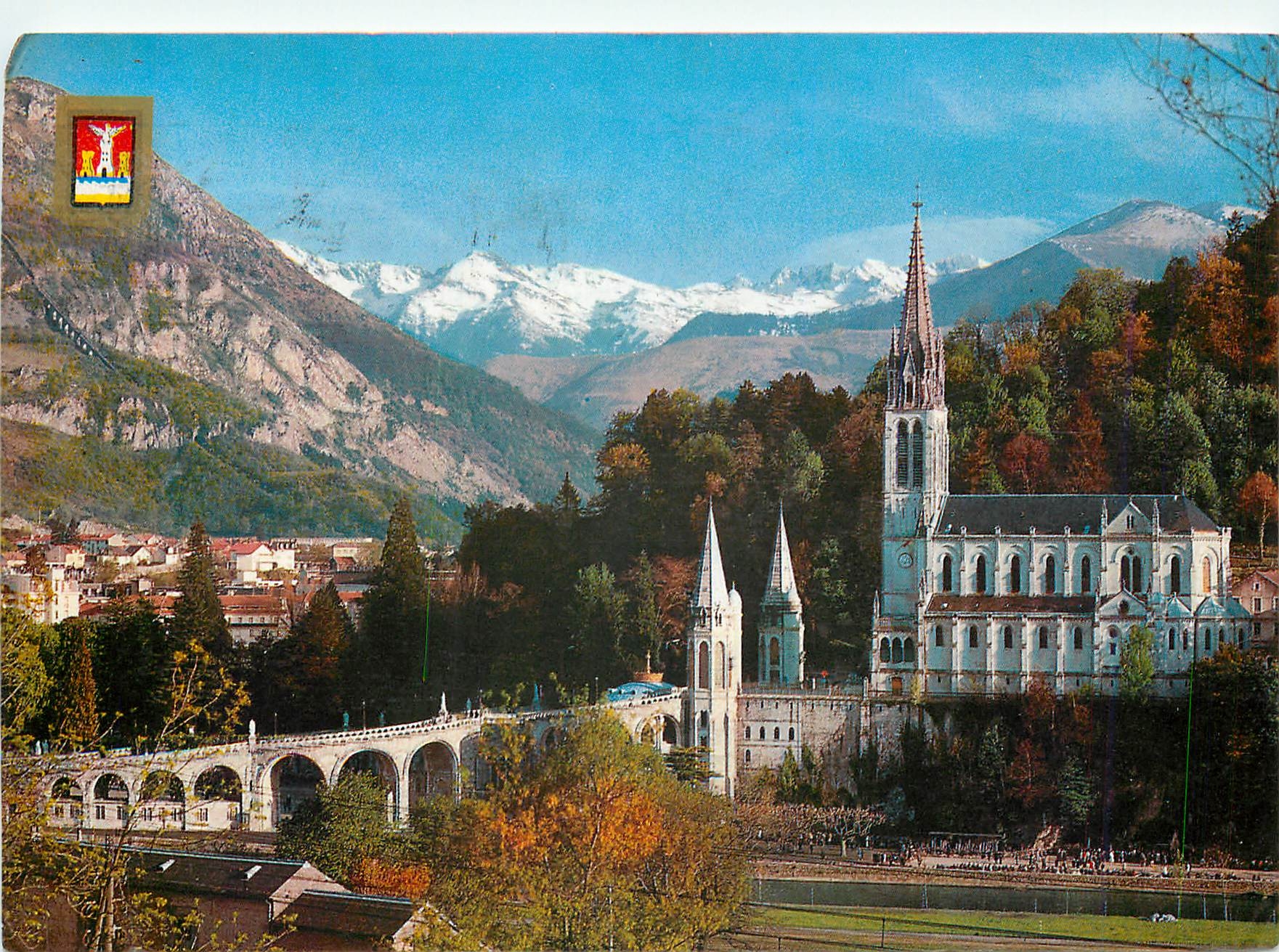 CPM Lourdes La Basilique et le Pic du Jer 