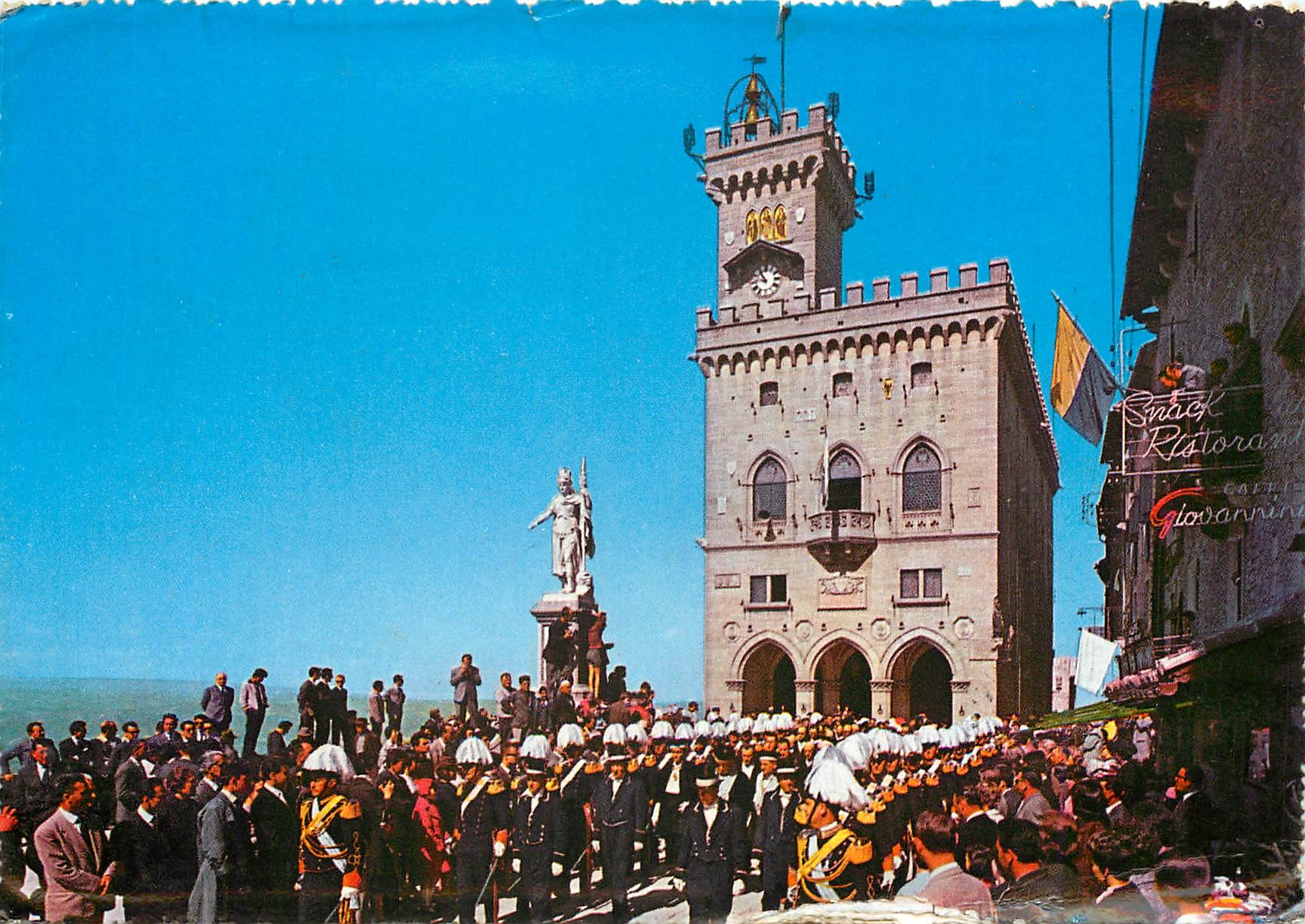 Place du Conseil — San Marino — éditeur CPAPHIL, n°7