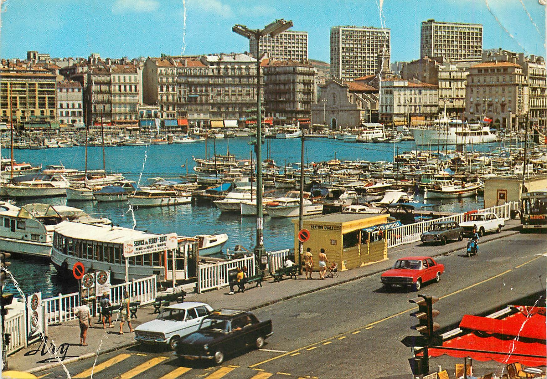 Le Vieux Port de Marseille — vue du quai avec bateaux et véhicules — Édition Tardy