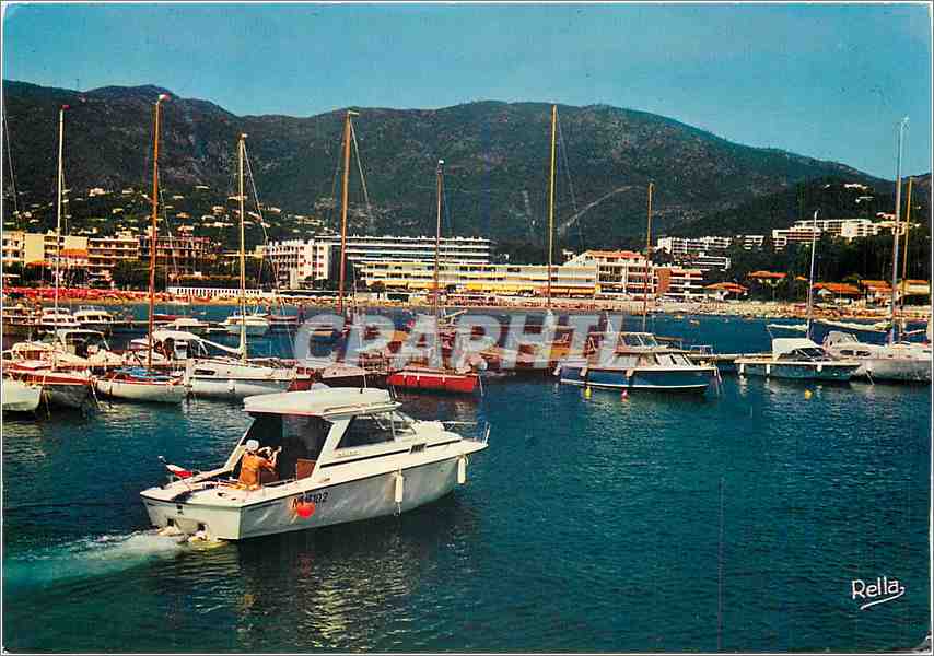 CPM Les Cote des Maures Cavalaire sur Mer Var Le Port 