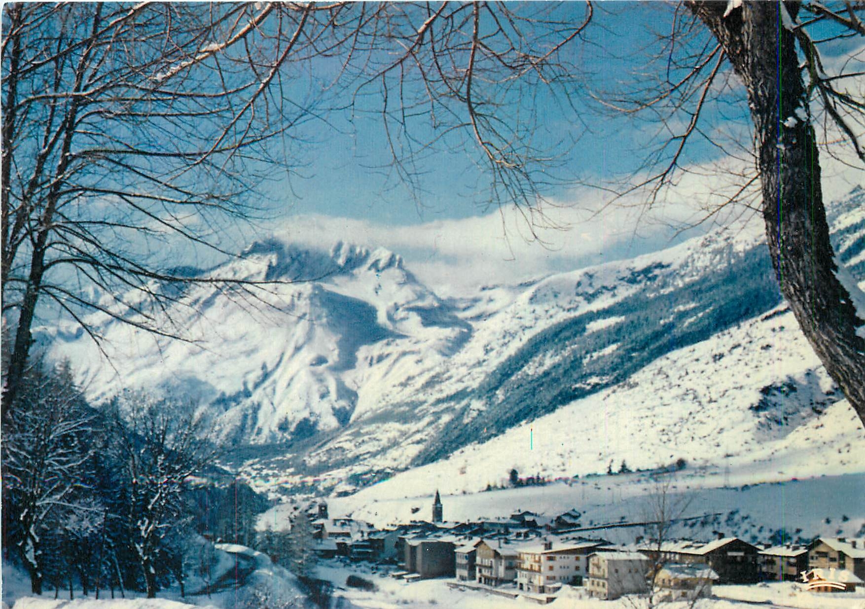CPM Savoie Val Cenis Lans le Bourg Vue generale sur la station au fond la pointe Parrachee 