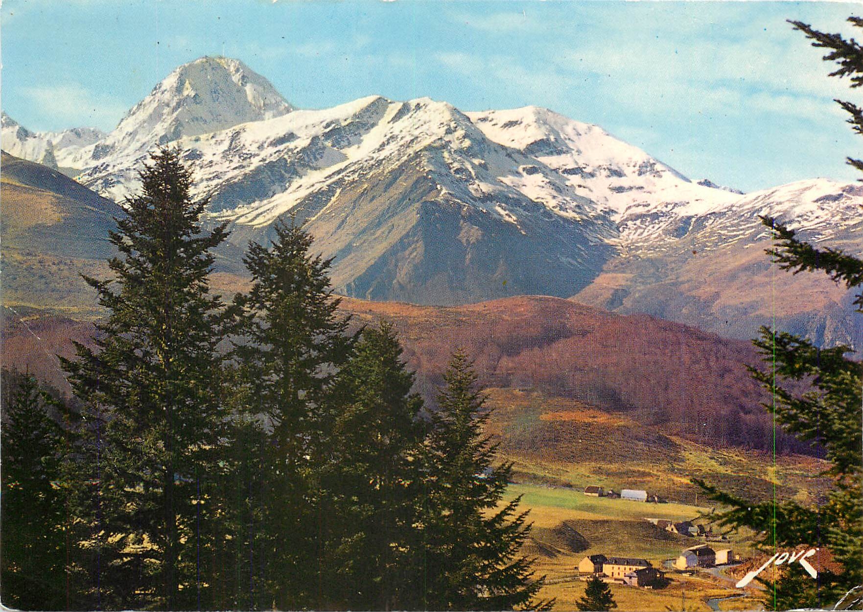 Montée du COL D'ASPIN — Le Pic du MIDI de BIGORRE 2877 m. et le Village de PAYOLLE — Édition JOVE