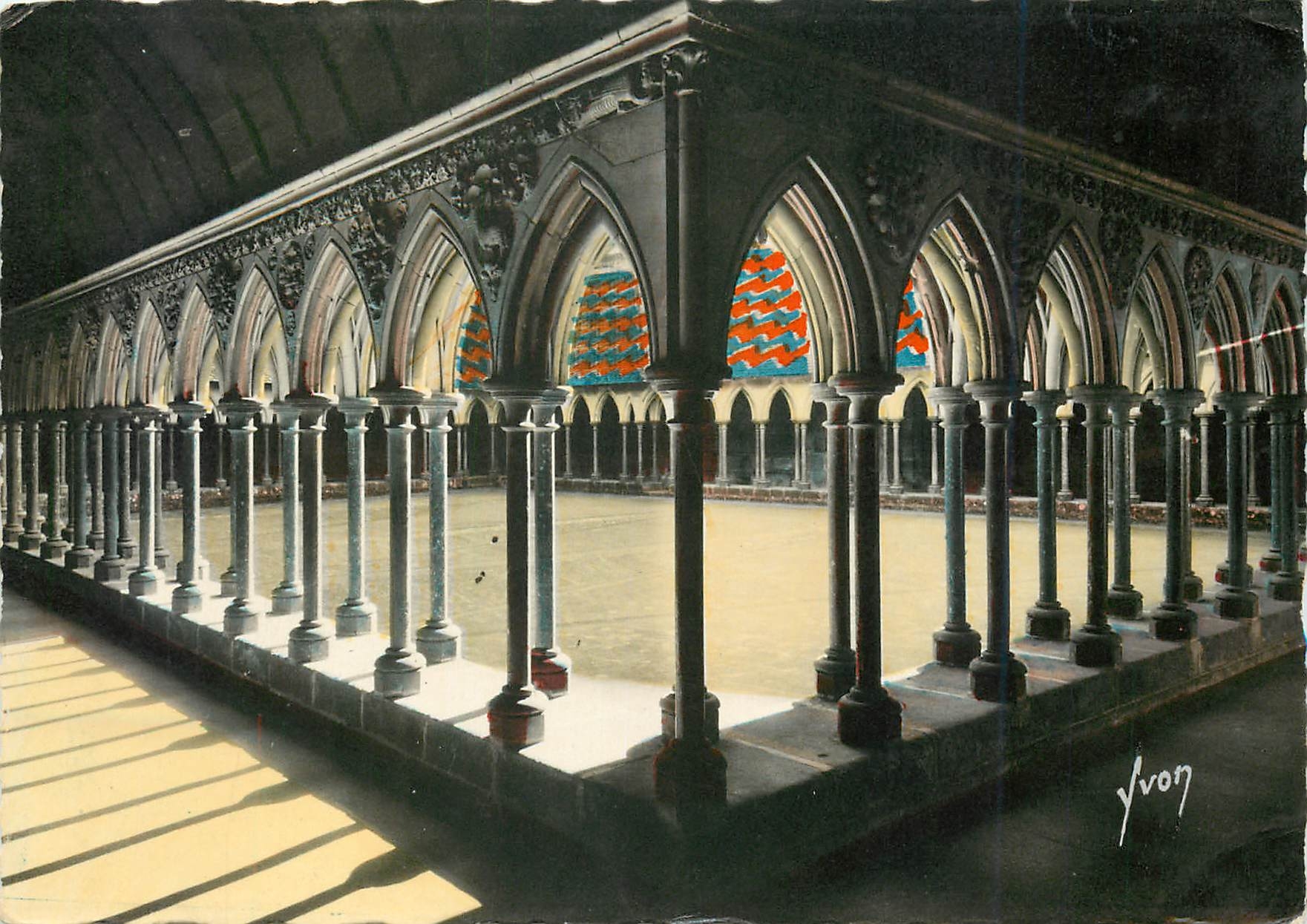 Mont Saint-Michel — Abbaye - Galerie du cloître (XIIIe s.) — Les Éditions d'Art Vivien, Paris