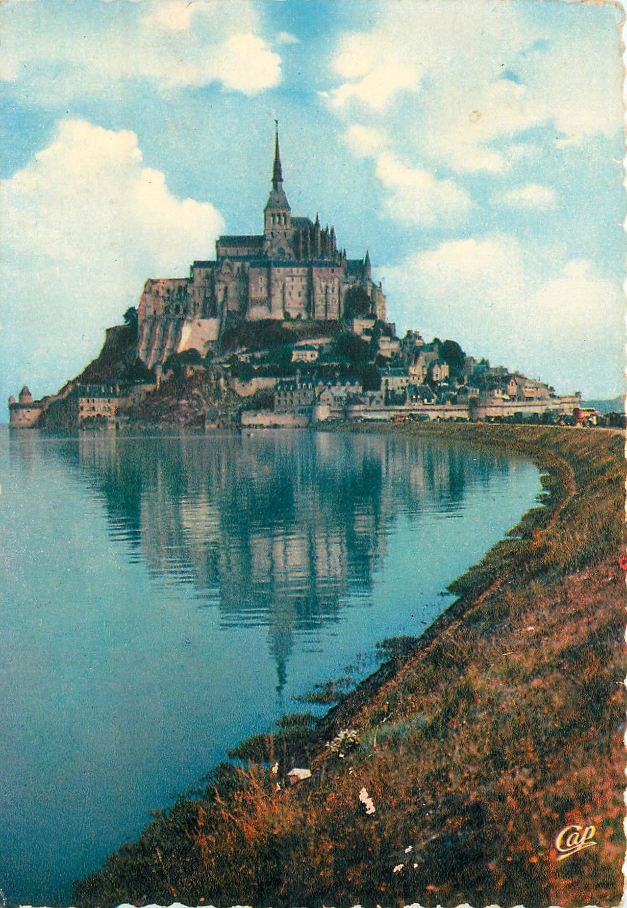 CPM Le Mont Saint Michel Reflets a maree haute 