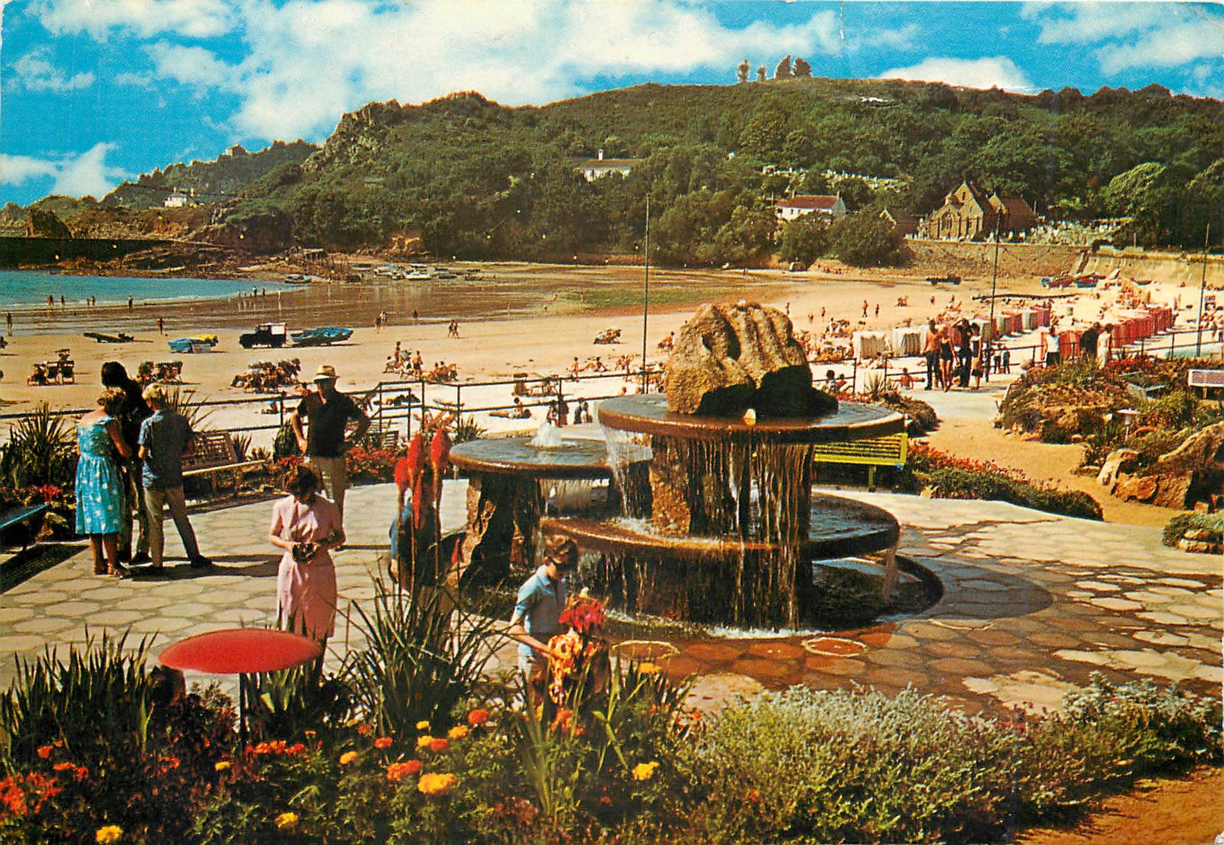 CPM Baie de Brelade Jersey Iles Anglo Normandes Cette baie protege ou les touristes se bronzent tous